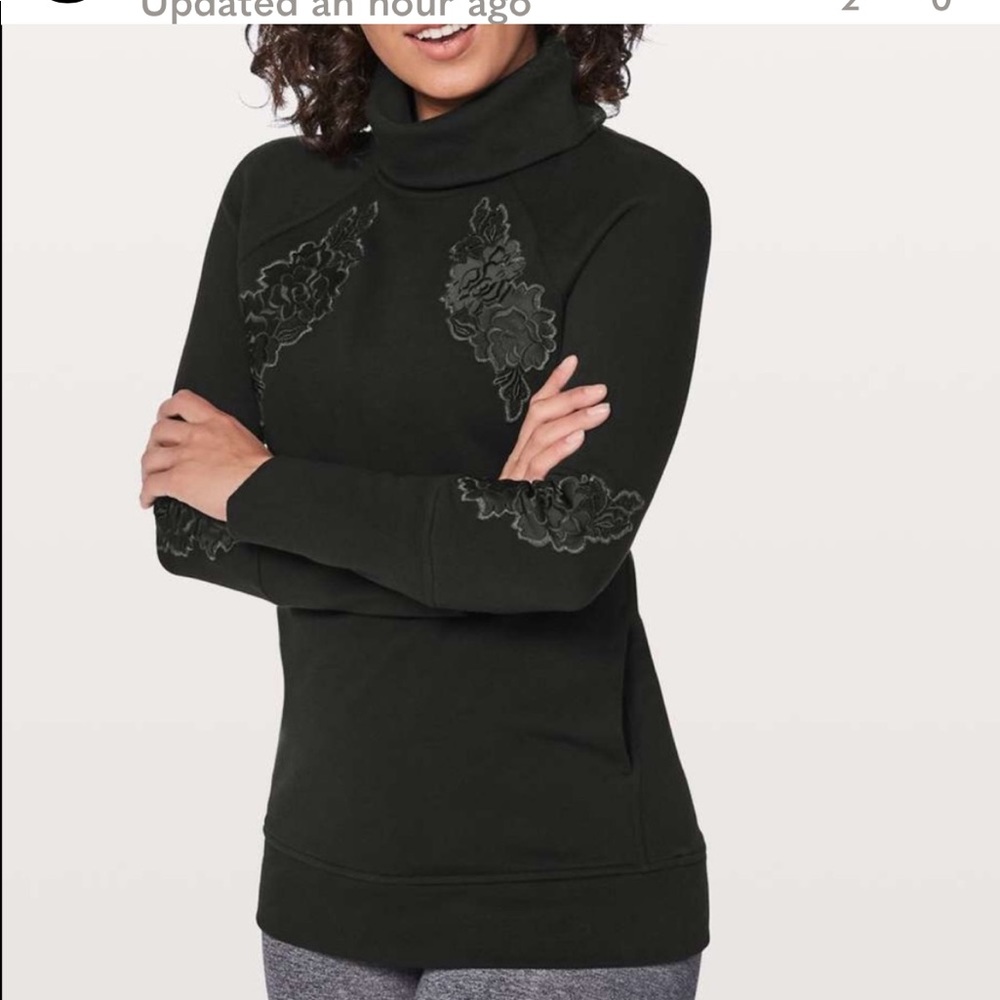 Lululemon Embroidered to you Embellished Turtleneck Tunic Black size 4